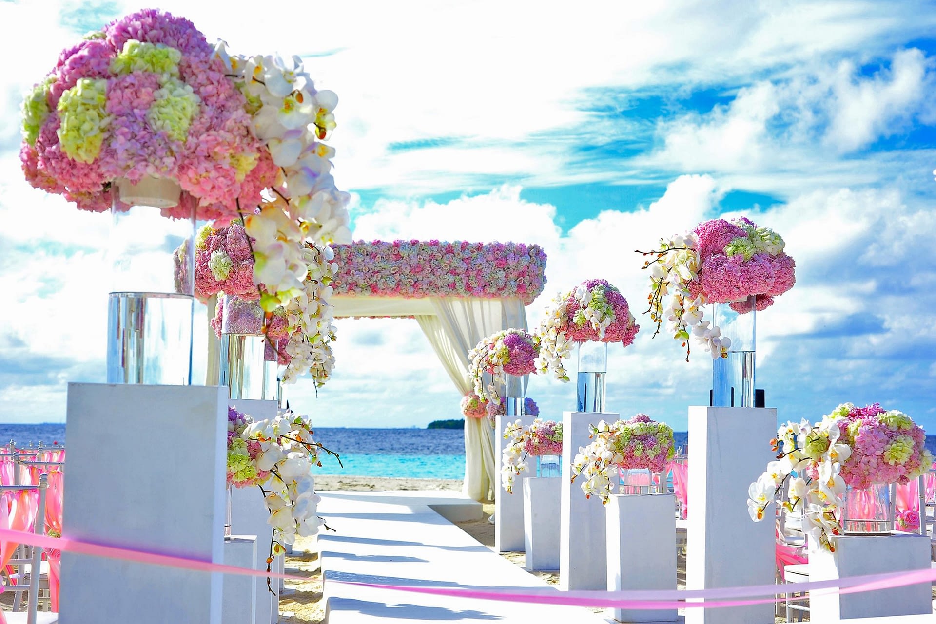 Indian Wedding Sangeet Attire Gifts Theme Ideas Indianweddingtrends
